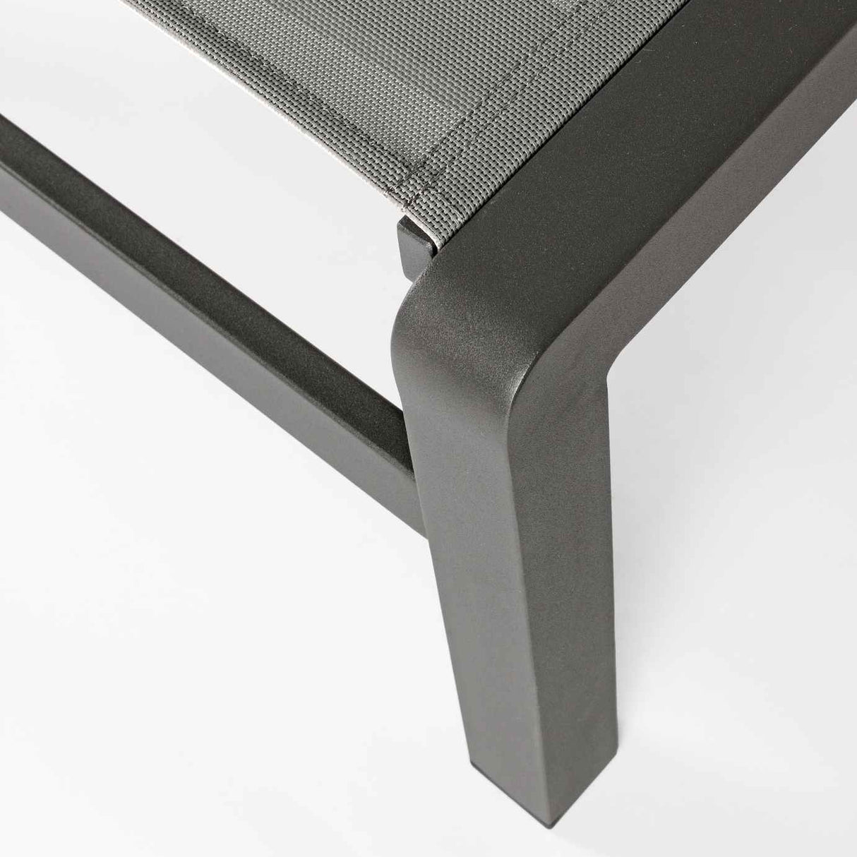 bizzotto bizzotto lettino konnor impilabile con ruote antracite ean 8051836093461