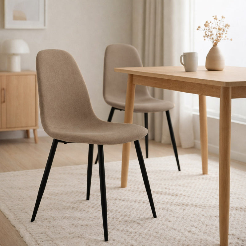 Versa Sedia da Pranzo Nora Color Cammello in Tessuto con Gambe in Metallo Nero – Sedia Moderna per Cucina e Soggiorno