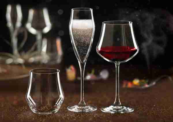RCR Cristalleria Italiana Ego - E50 - Set da 6 Calici Vino in Vetro