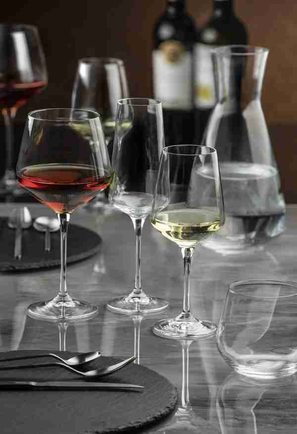 RCR Cristalleria Italiana Aria - A38 - Set of 6 Glass Wine Glasses