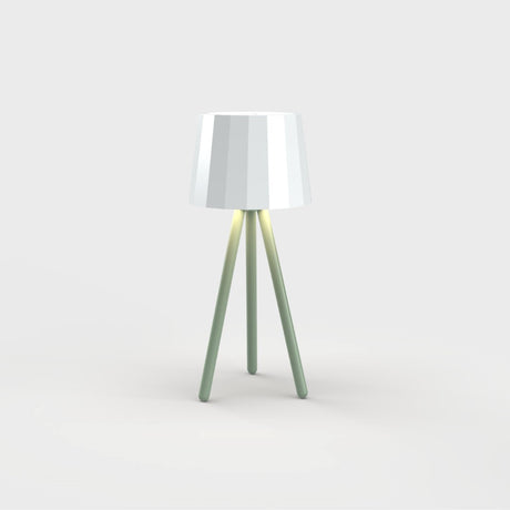 immagine-1-wilma-italiandesign-wilma-studio-led-lampada-da-tavolo-colore-verde-ean-8051886070283