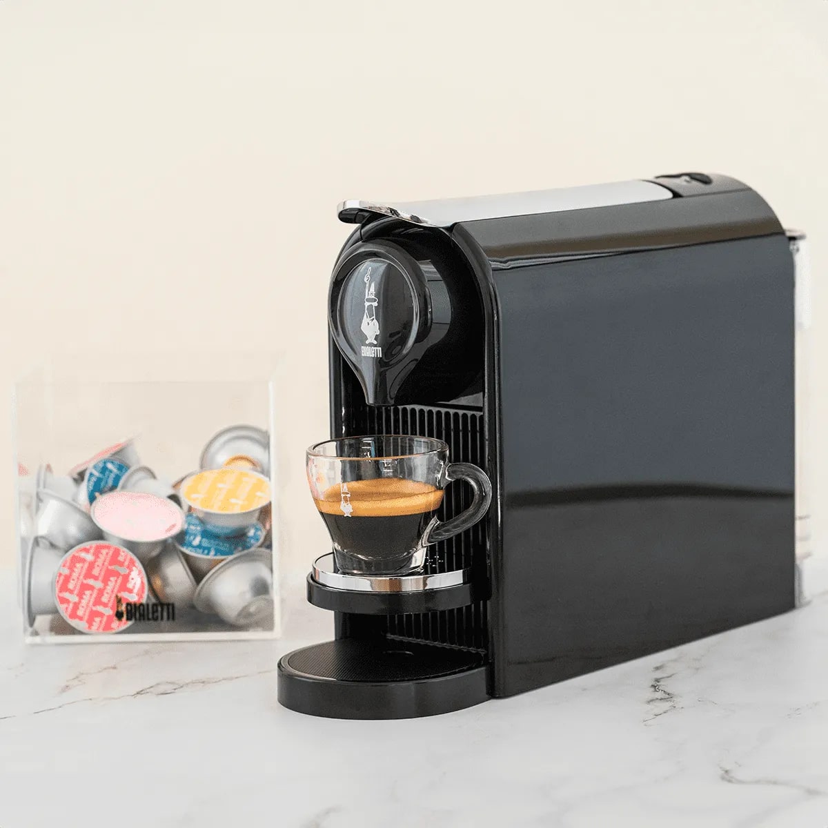bialetti bialetti bundle gioia plus macchina del caffe nero con 48 capsule ean 8001306009409
