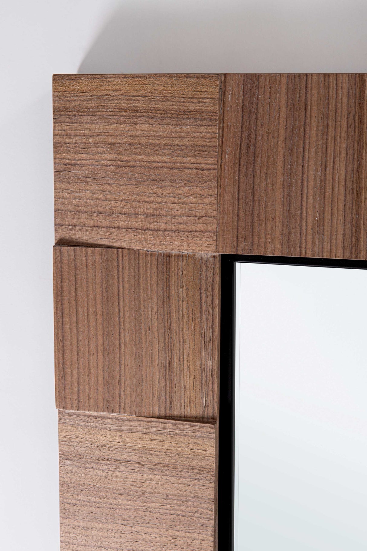 bizzotto bizzotto specchio con cornice alfada 106 x 106 cm legno di noce ean 8051836762138