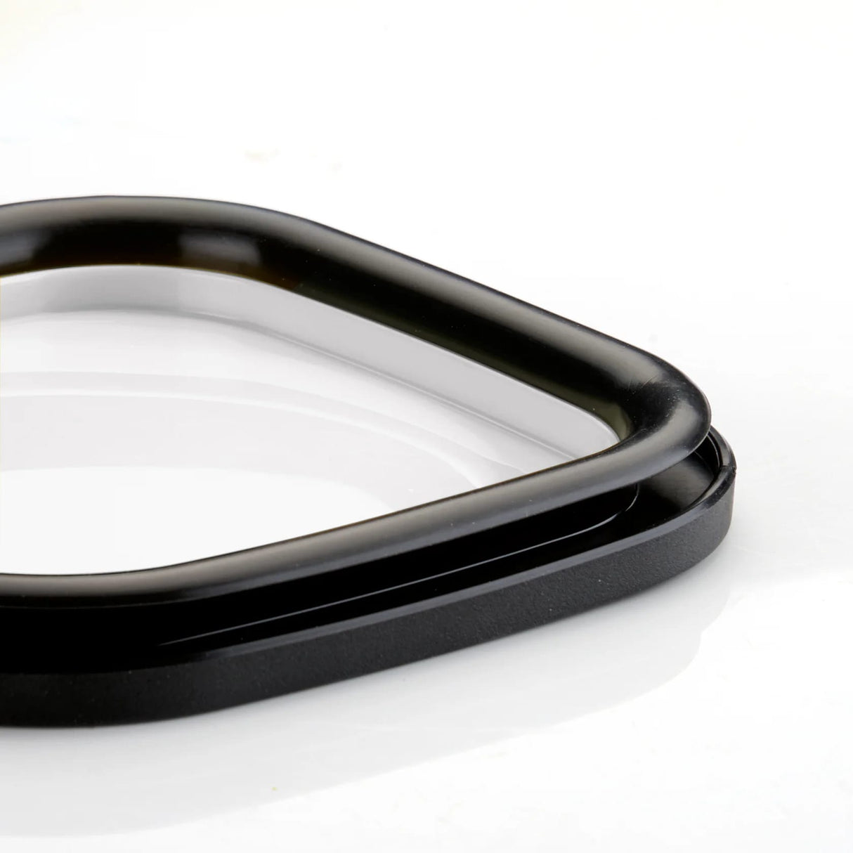 guzzini guzzini set lunch box da viaggio storego con posate bianco nero ean 17110211