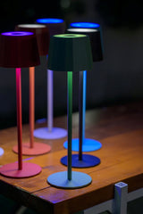 immagine-4-wilma-italiandesign-wilma-rainbow-led-lampada-da-tavolo-colore-azzurro-ean-8051886070191