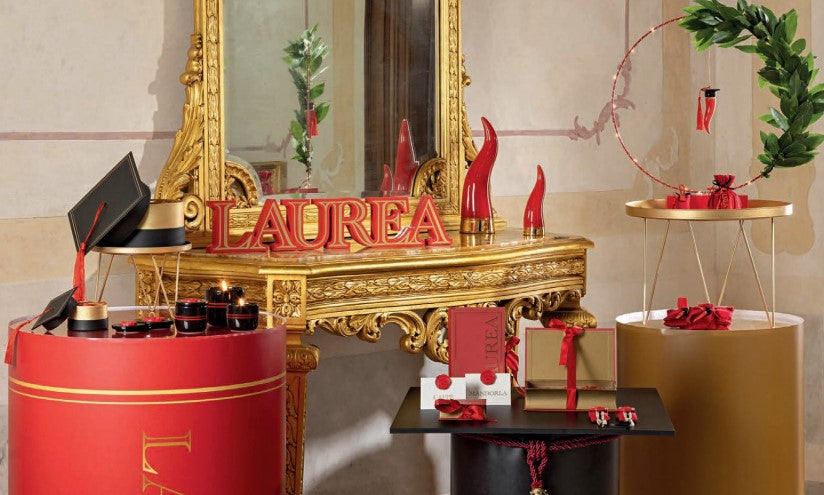 Cupido&Co. Tocco Laurea con Sacchetto 70 x 90 Mm Rosso 12 Pz