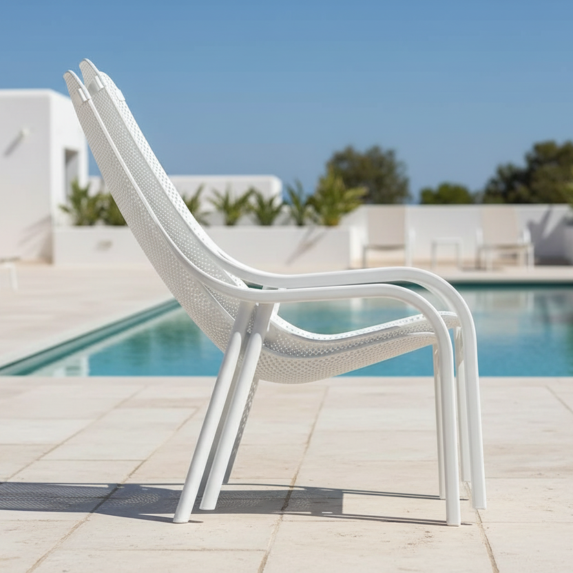 Nardi Net Lounge bianche impilate esatta