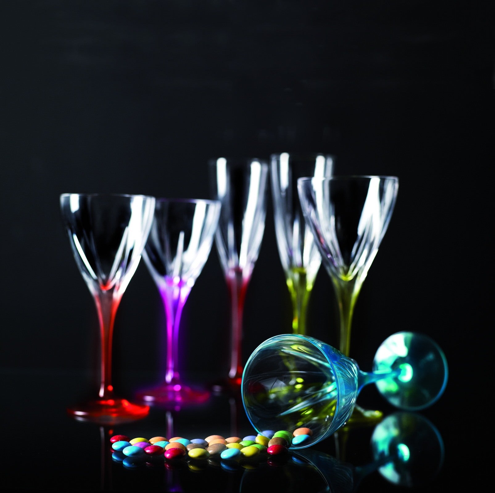 immagine-2-rcr-cristalleria-italiana-fusion-set-3-da-6-calici-vino-colorati
