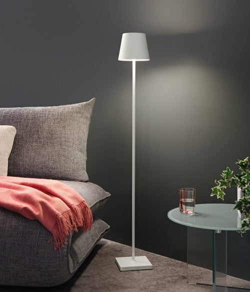 immagine-2-zafferano-poldina-pro-l-corten-lampada-da-terra-e-tavolo-a-led-h122cm-ean-8052536910249