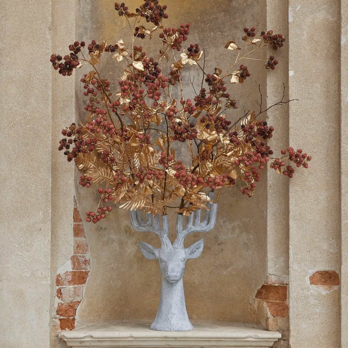 EDG Enzo De Gasperi Vaso Cervo Natalizio Grandicorna H 65 Cm L 40 Cm L 31 Cm Poliresina Grigio