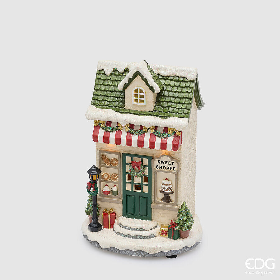EDG Enzo De Gasperi Diorama Casetta Natalizia Green Red con LED 17x12xH24 cm – Decorazione di Natale