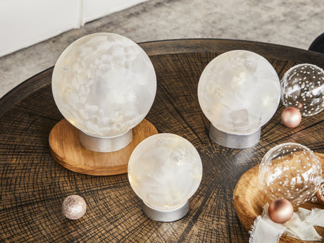 tognana tognana sfera natale con led d 15 cm christmas white vetro bianco ean 8056444359329