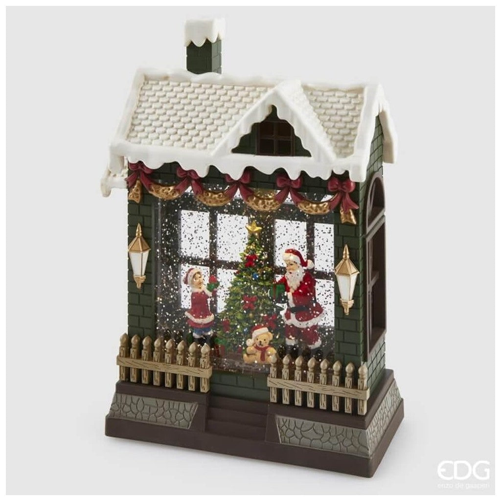 EDG Enzo De Gasperi Diorama Casetta Natalizia LED H26 cm con Musica e Movimento – Decorazione di Natale