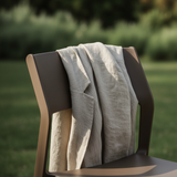 Detailansicht der Rückenlehne des Stuhls „Trill Tabacco“