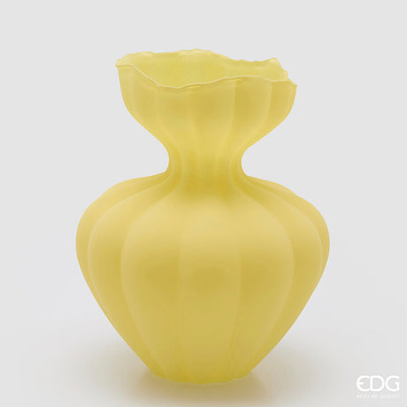 edg enzo de gasperi edg enzo de gasperi vaso flow sinuoso h 32 cm d 26 cm waterproof vetro satinato giallo ean 8059824630674