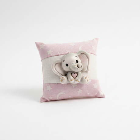 Tenero e delicato: Etm Neve sacchetto cuscino cotone rosa stelle con elefantino resina, 9 cm. Bomboniera battesimo.