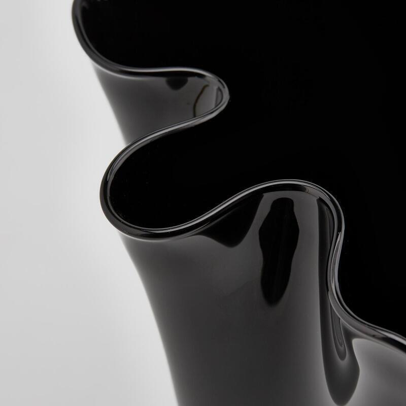edg enzo de gasperi edg enzo de gasperi vaso drappo nida h 40 cm d 30 cm vetro nero ean 8031295822253