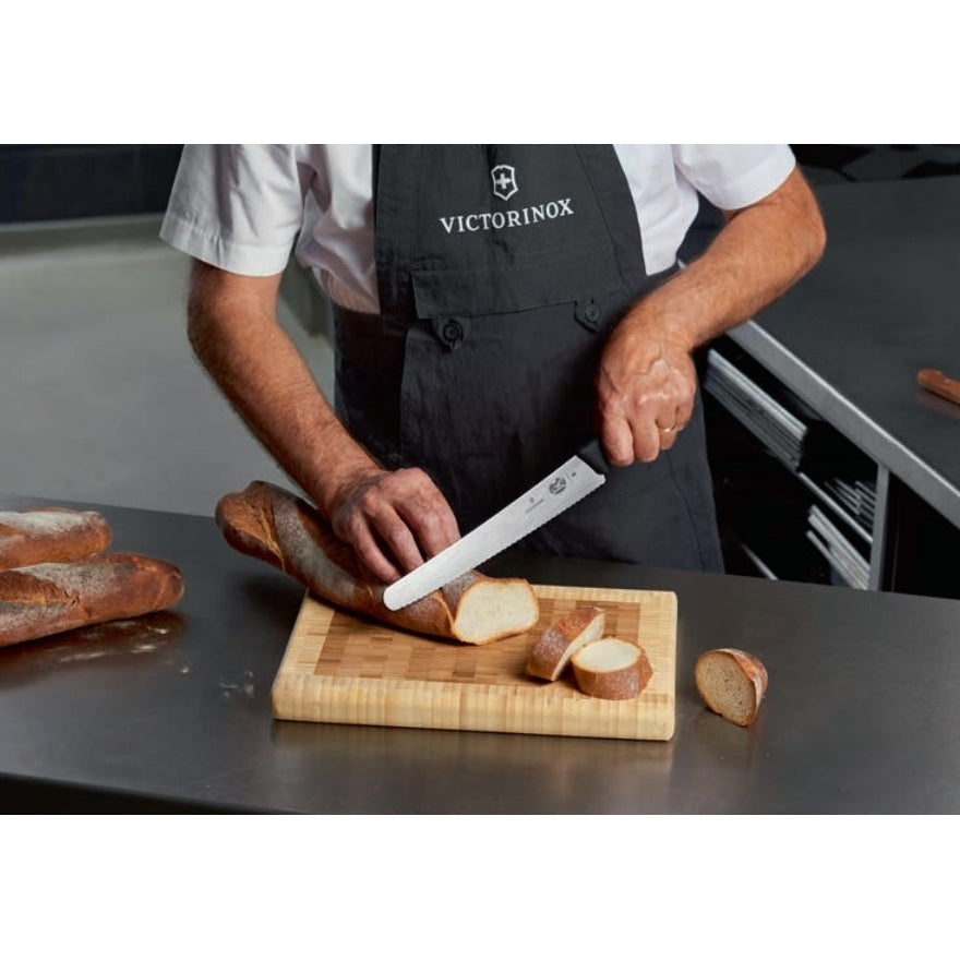 Victorinox Victorinox Brot- und Konditoreimesser, Klinge 26 cm, schwarzer Fibrox-Griff, EAN 7611160501905