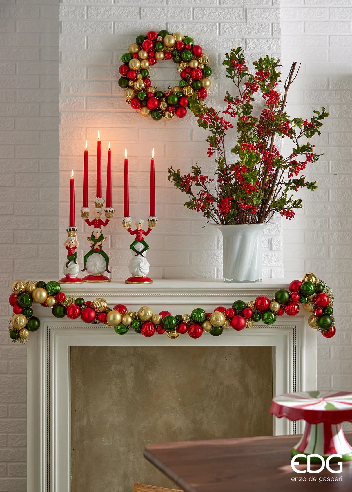 edg enzo de gasperi edg enzo de gasperi ramo agrifoglio natalizio con bacche h 60 cm verde rosso ean 8059824418401