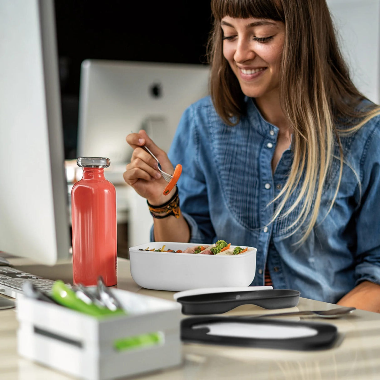 guzzini guzzini posate da viaggio con custodia store go rosa ean 8008392402046