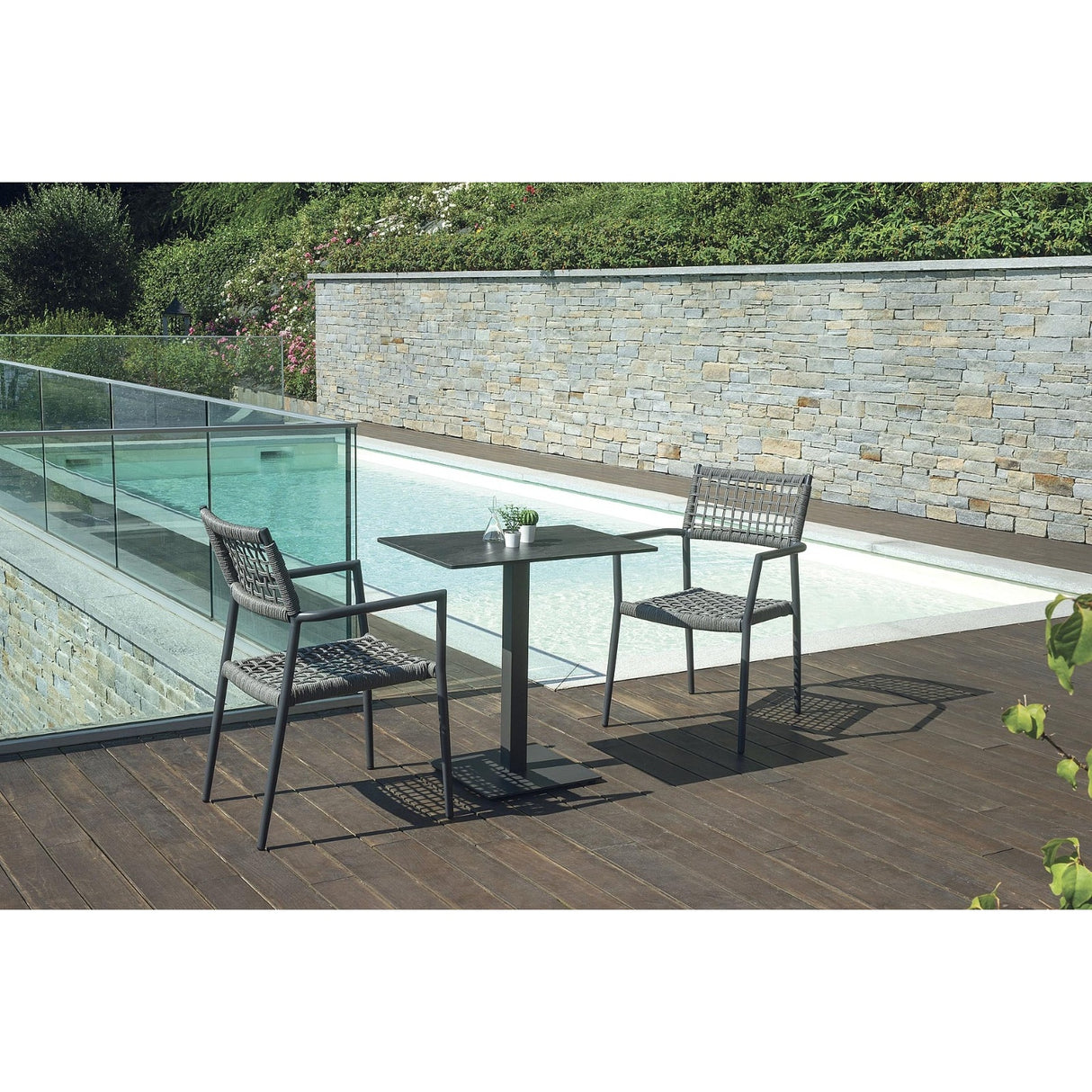 Moia Greenwood Moia Greenwood Stuhl, Sessel, Padova Contract aus anthrazitgrauem Aluminium und Wicker – eleganter und strapazierfähiger Designerstuhl für den Außenbereich, EAN 8013054835261