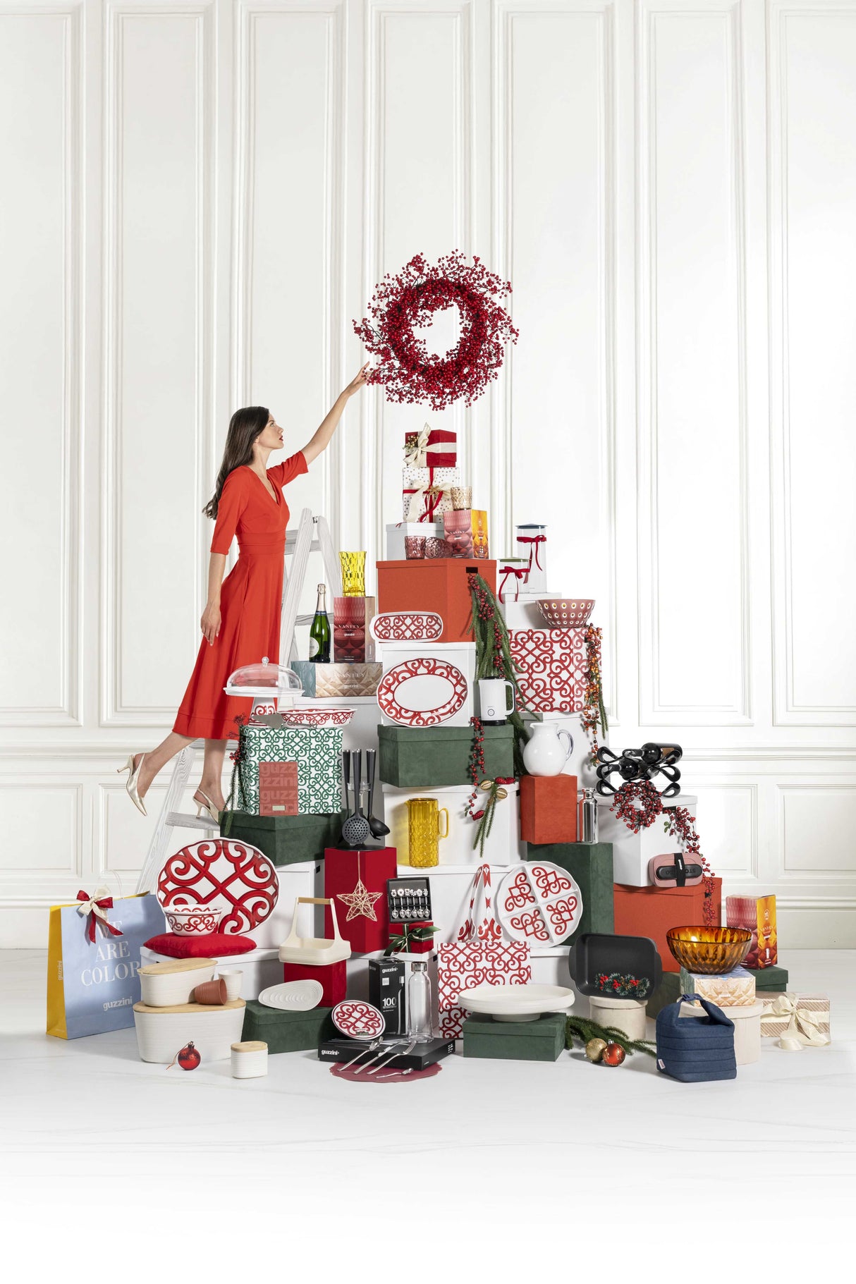 guzzini guzzini vassoio tondo grande natalizio harmonia melamina d 4550 cm table decor bianco rosso ean 8008392412847