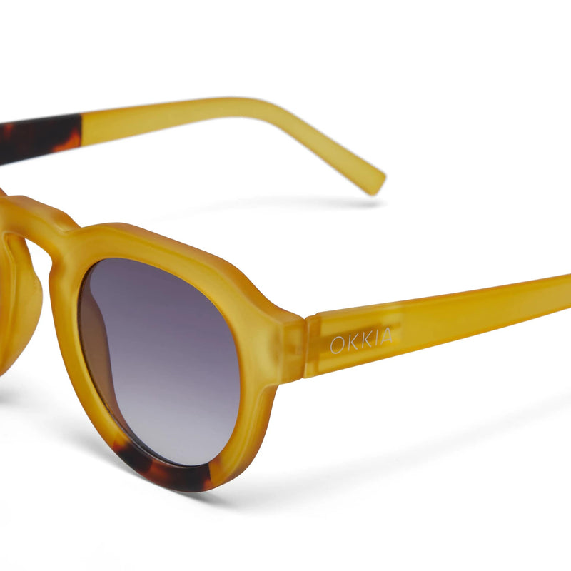 okkia okkia occhiale da sole premontato mod zeno yellow with 3 points havana ean 8055773197237
