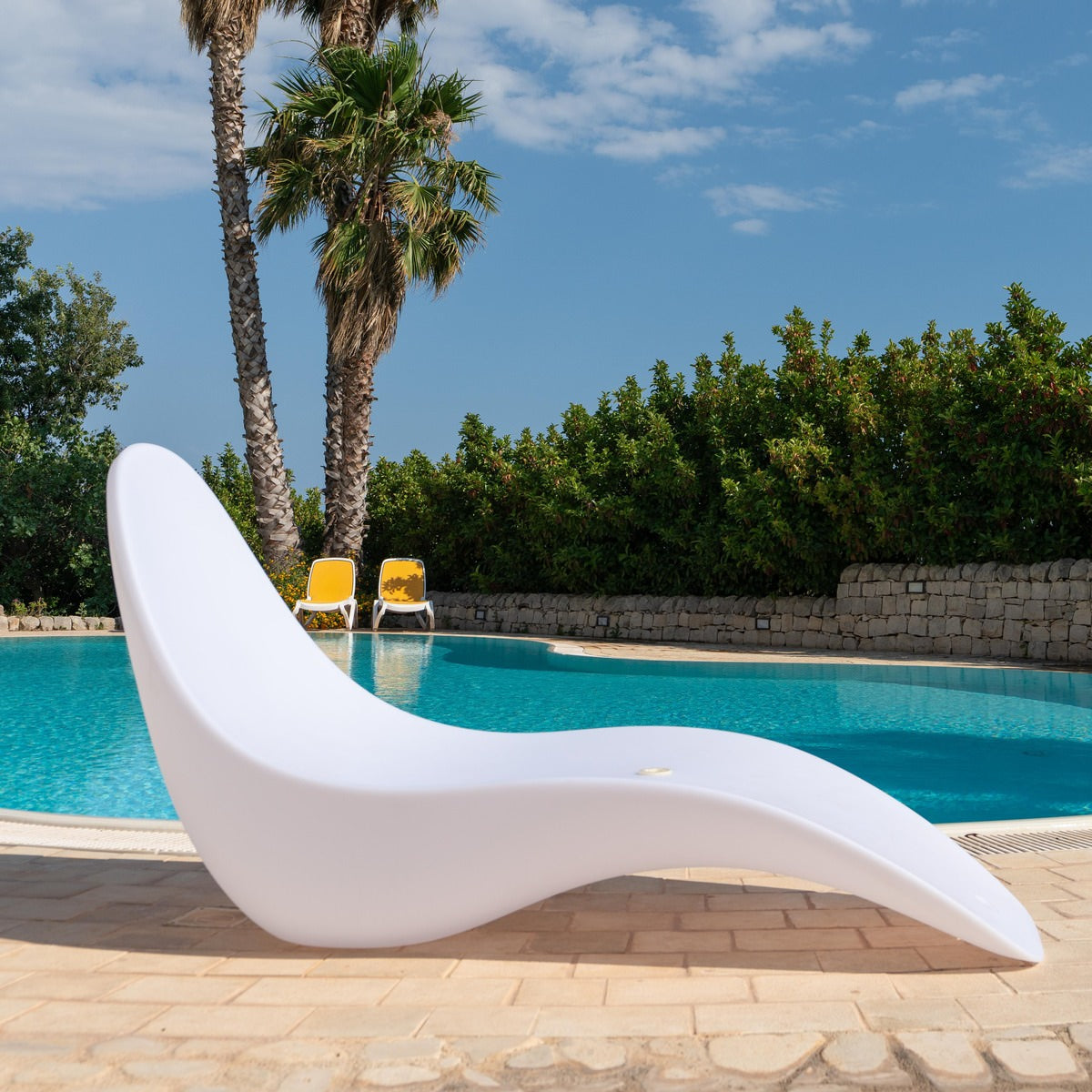 immagine-8-sined-sirio-chaise-longue-moderna-realizzata-in-pe-di-alta-qualita-resistente-ai-raggi-uv-bianco-ean-8025431017436